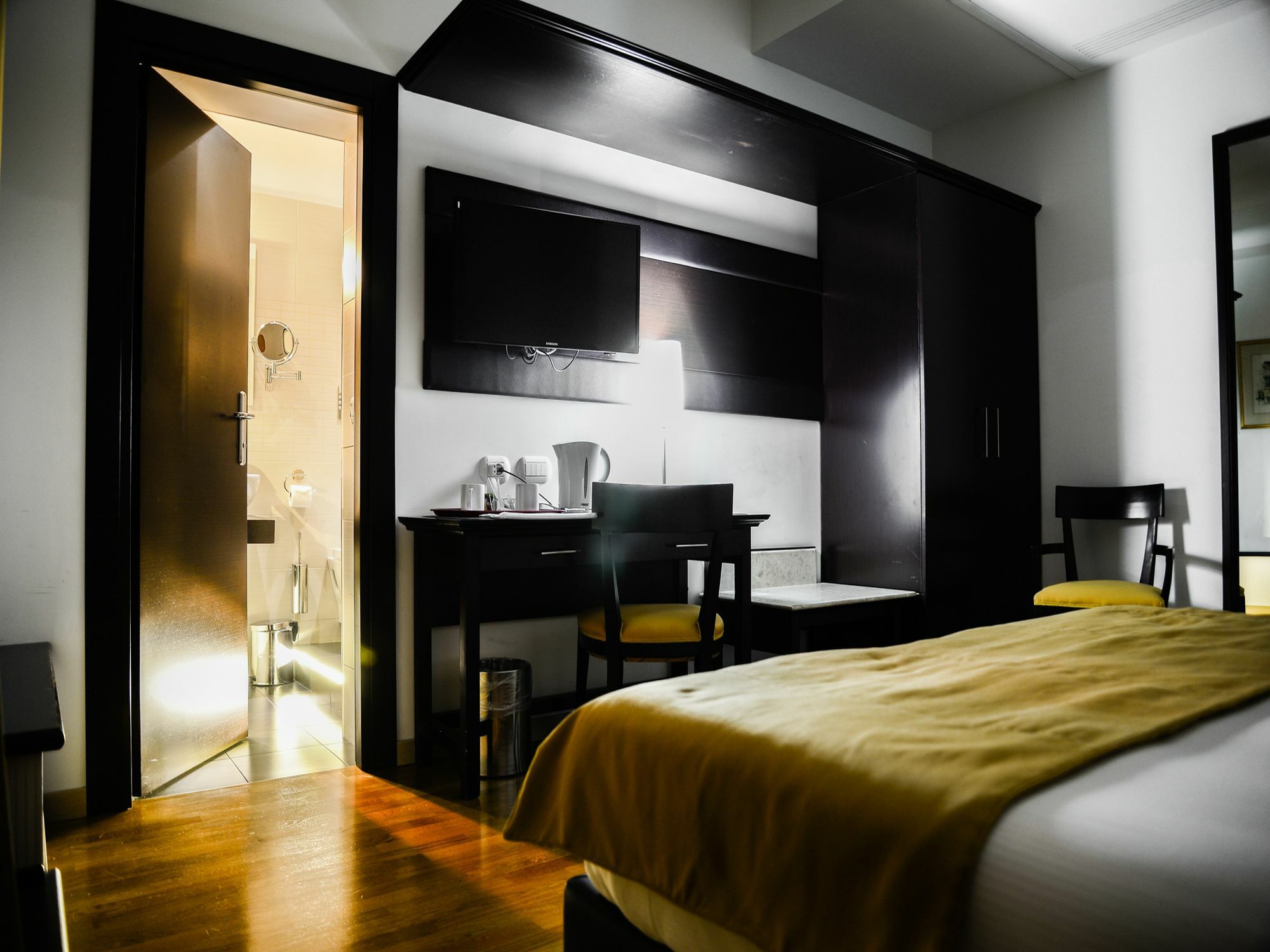 At Forty-One Roma Exterior foto